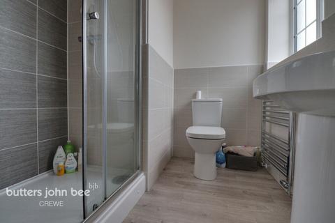 42 Alfred King Close, Shavington, Crewe, CW2 5UW