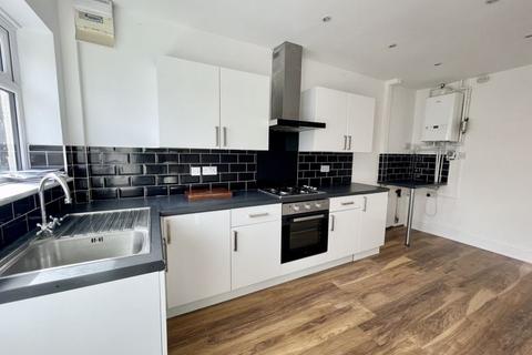 2 bedroom end of terrace house for sale, GRIMSBY ROAD, CLEETHORPES