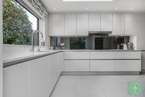 undefined, The Ridgeway, Southgate, London, N14