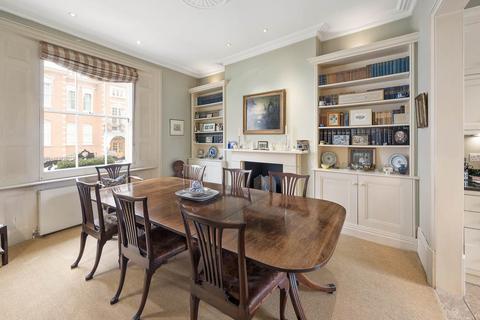 3 bedroom terraced house for sale, Gloucester Walk, Kensington, London