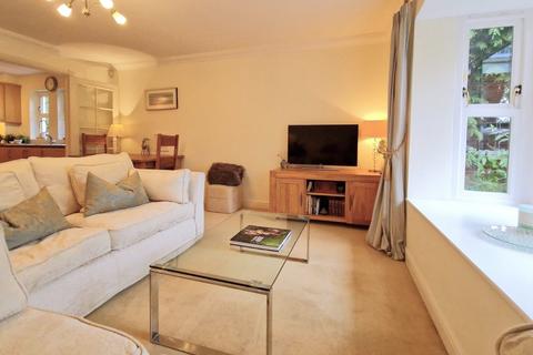 1 bedroom flat for sale, London Road, Sunningdale, Ascot, Berkshire