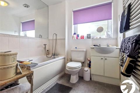 2 bedroom flat for sale, Maplehurst Close, Bexley, Kent, DA2