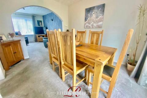 3 bedroom semi-detached house for sale - Brynhyfryd, Johnstown, Wrexham