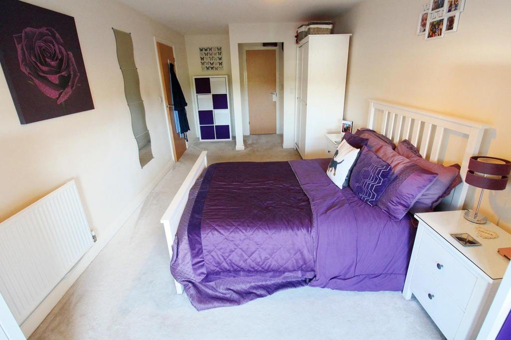 Bedroom One (2)