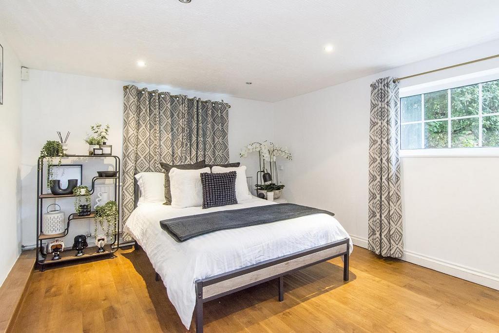 Downstairs Bedroom/Second Reception Room