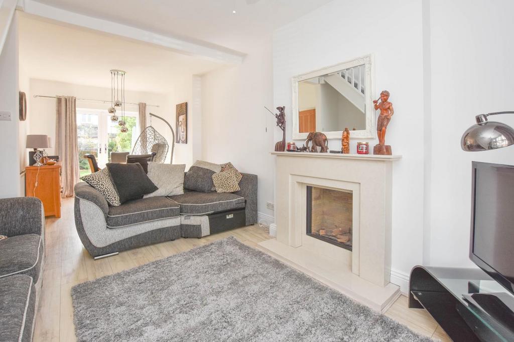 Danesway, Swinley, Wigan, WN1 2EZ 3 bed detached bungalow for sale £