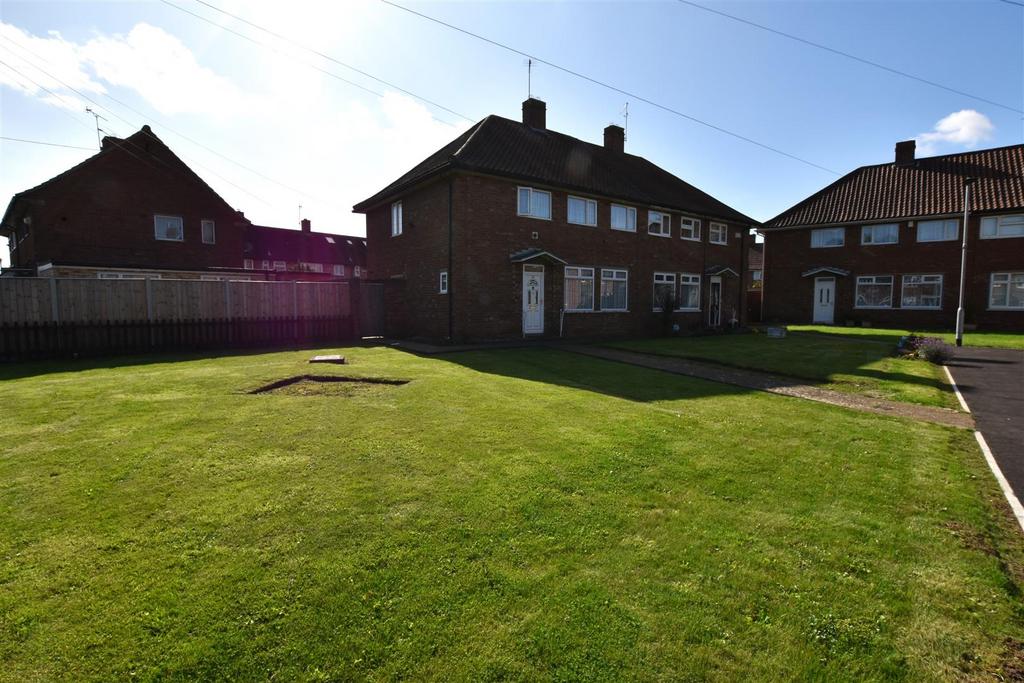 Road, Hull 4 bed semidetached house £140,000