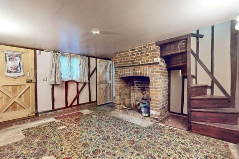 3-4, Old Sungate Cottages Collier Row Road, Romford, RM5 2BT