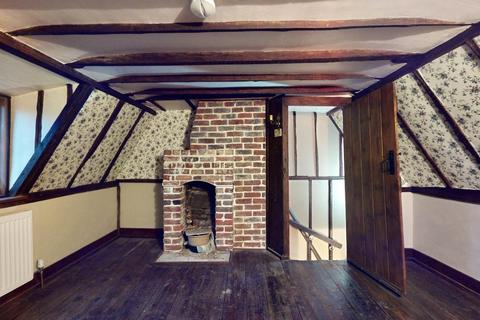 3-4, Old Sungate Cottages Collier Row Road, Romford, RM5 2BT
