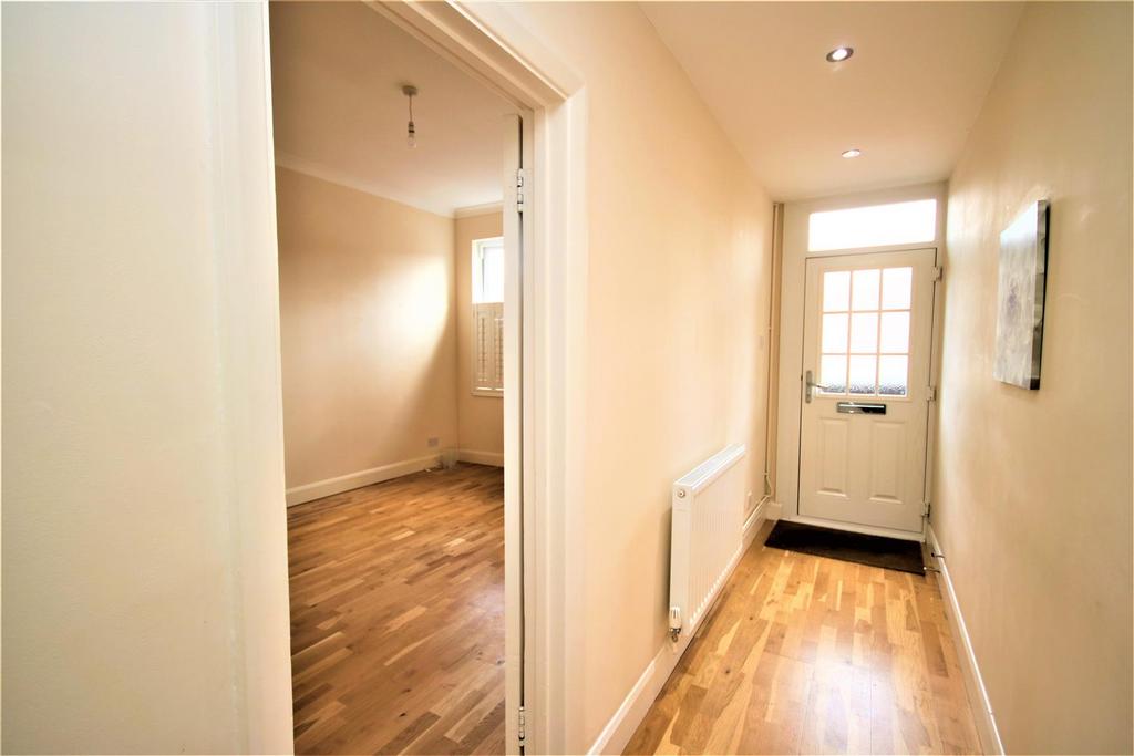 Entrance hall: pic. 2