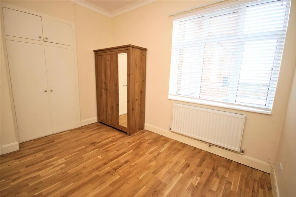 Bedroom 1: