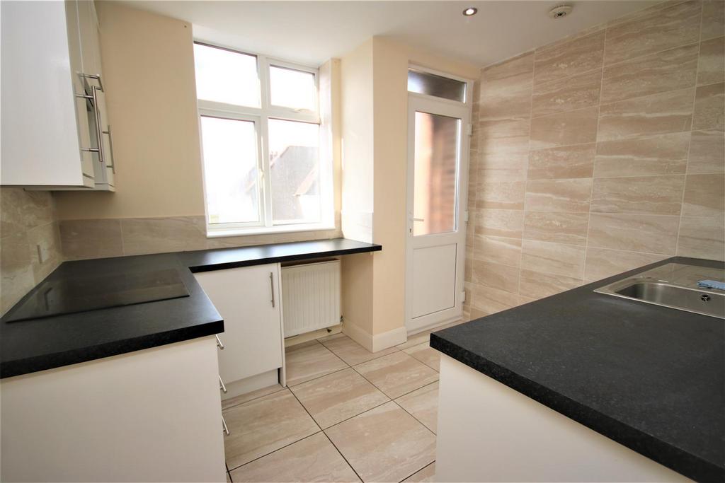 Recently fitted kitchen/diner: pic. 1