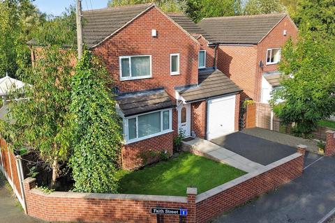 4 bedroom detached house for sale, Faith Street, Pontefract WF9