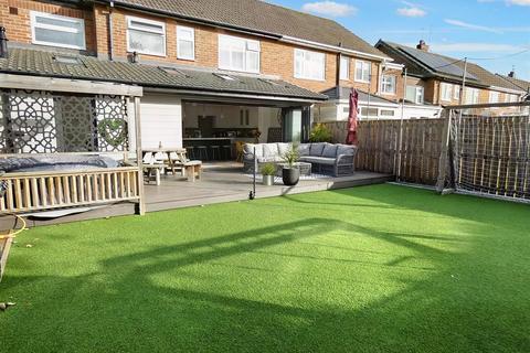52 Beach Road, North Shields, NE30 2QT
