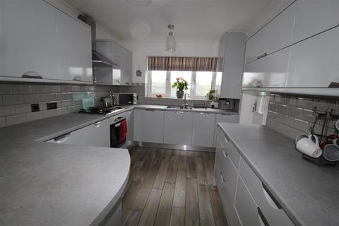 55 Rotherhead Close, Horwich, Bolton, BL6 5UG