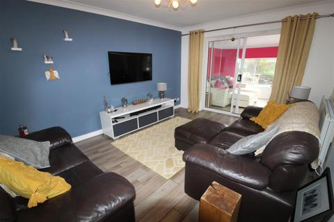 55 Rotherhead Close, Horwich, Bolton, BL6 5UG