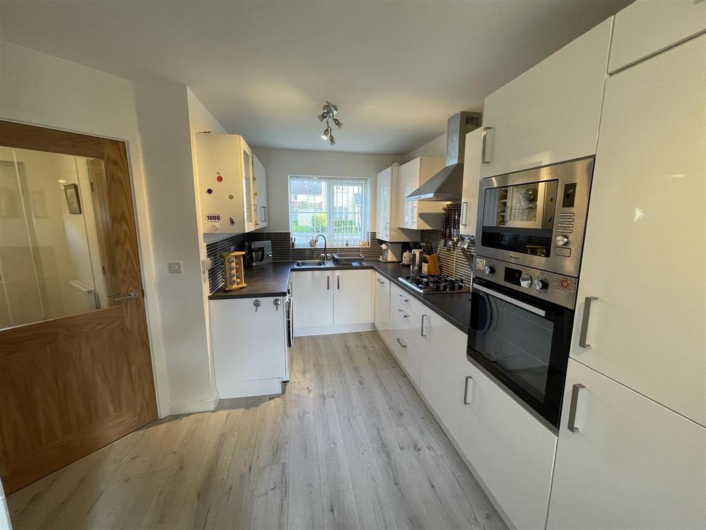 Kitchen / Diner