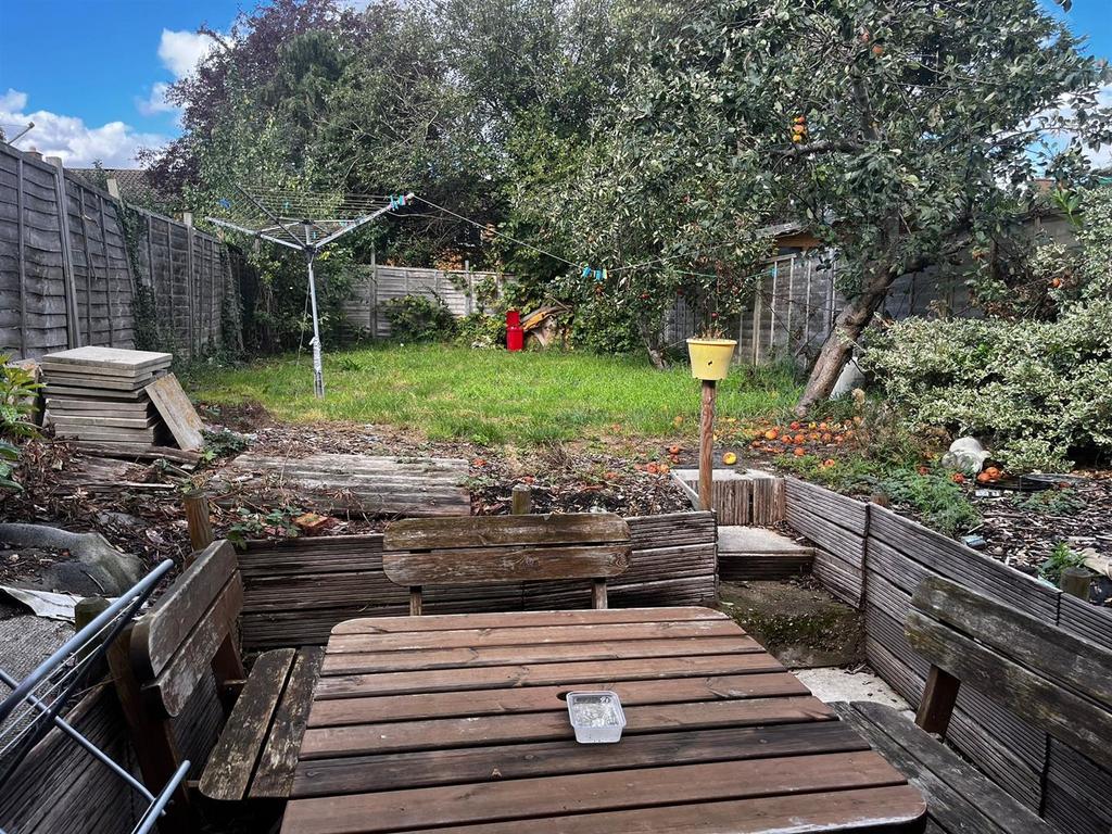 Garden 2.jpg