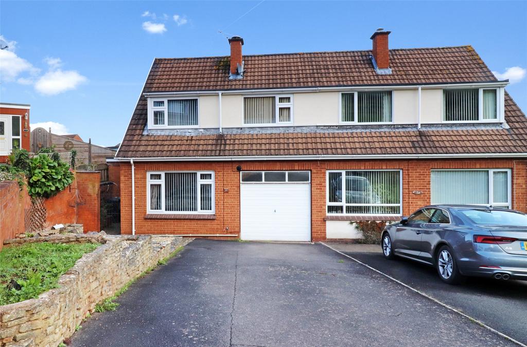 Staunton Road, Minehead, Somerset, TA24 3 bed semidetached house for