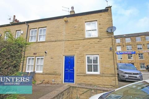83a Stone Hall Road, Bradford, BD2 2EW