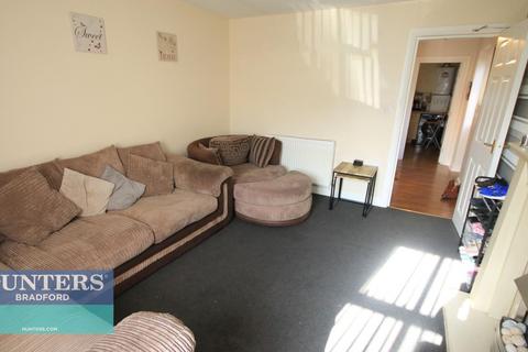 83a Stone Hall Road, Bradford, BD2 2EW