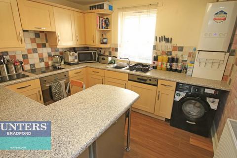 83a Stone Hall Road, Bradford, BD2 2EW