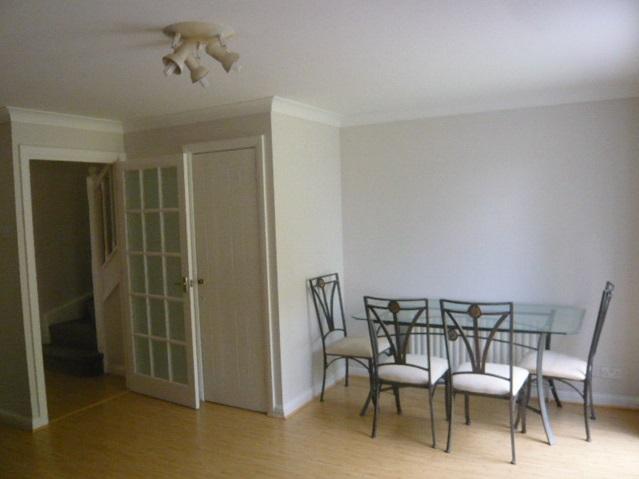 House in Feltham - View 4