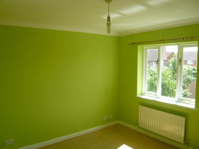 House in Feltham - More
