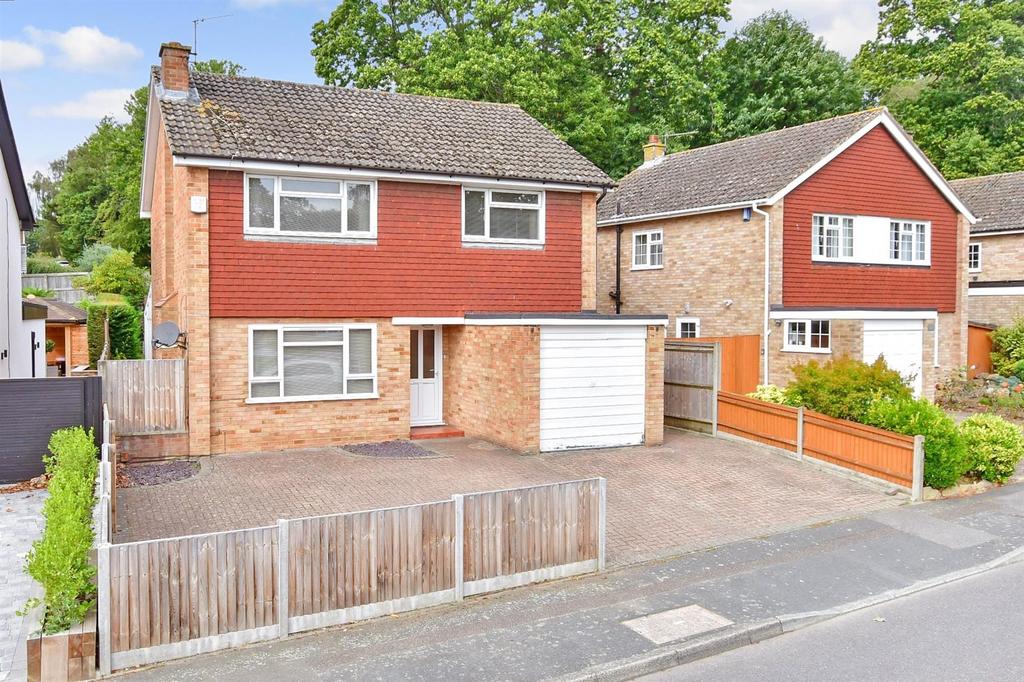 Woodlands Road, Aylesford, Kent 4 bed detached house for sale £500,000