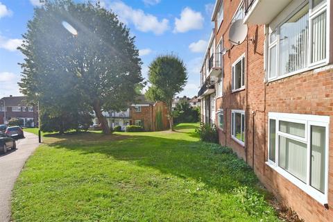 57 Victor Close, Hornchurch, RM12 4XH