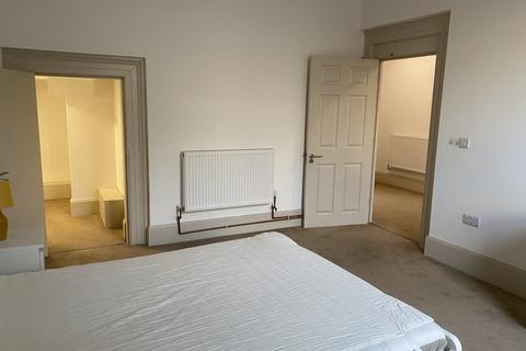 1 bedroom in a house share to rent, Claremont Crescent, Weston-super-Mare