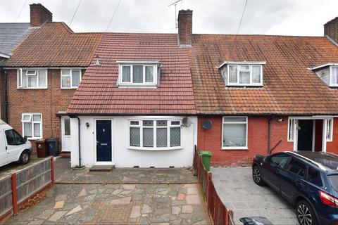 2 bedroom terraced house for sale - Valence Avenue, Dagenham, Essex