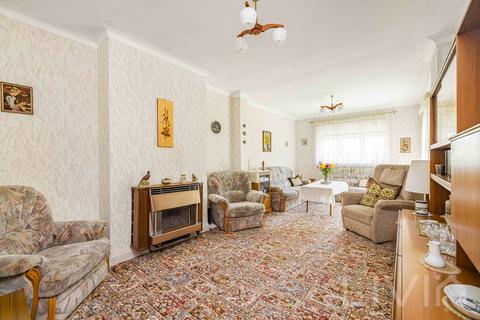 57 Crossways, South Croydon, CR2 8JQ