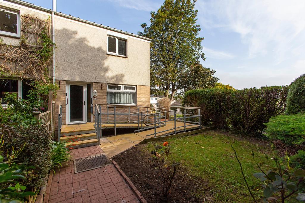 34 Blackford Bank, Blackford, Edinburgh, EH9 2PR 2 bed end of terrace