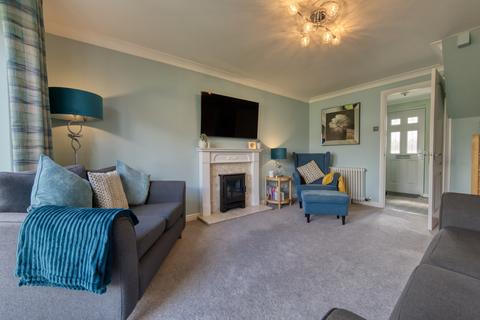 3 bedroom detached house for sale - Bristowe Drive, Orsett