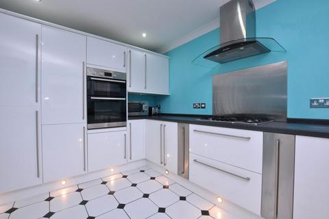 12a Birch Grove, Sleights, Whitby, YO22 5DE