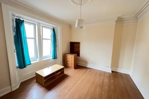 3 bedroom flat to rent - Bruce Street, Stirling Town, Stirling, FK8