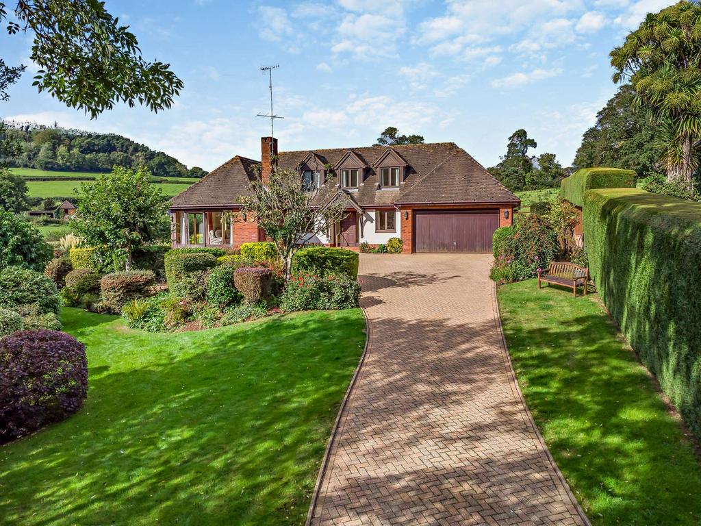 Broadway, Bickwell Valley, Sidmouth, Devon 3 bed detached house for