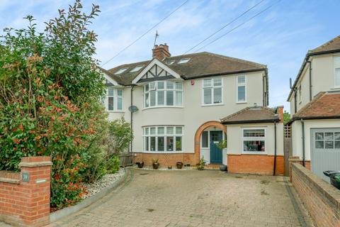 39 Brampton Road, St Albans, AL1 4PU
