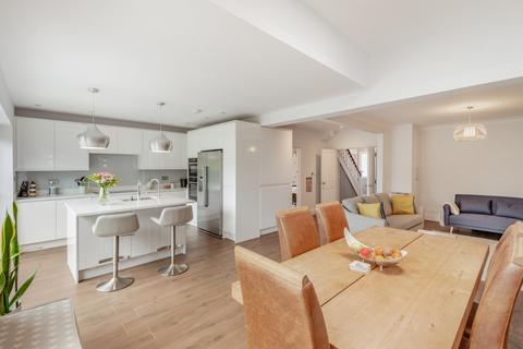 39 Brampton Road, St Albans, AL1 4PU