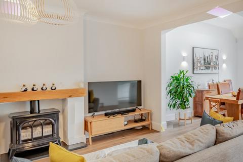 39 Brampton Road, St Albans, AL1 4PU