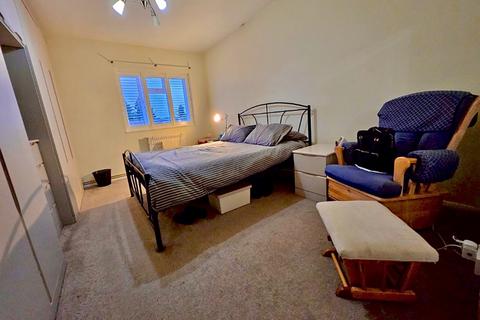3 bedroom maisonette for sale, Luton LU2