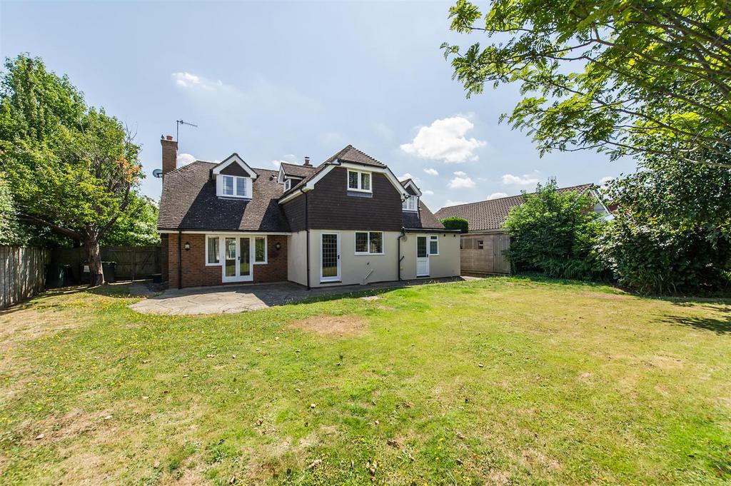 Hadlow Road, Tonbridge 5 bed detached house for sale £825,000