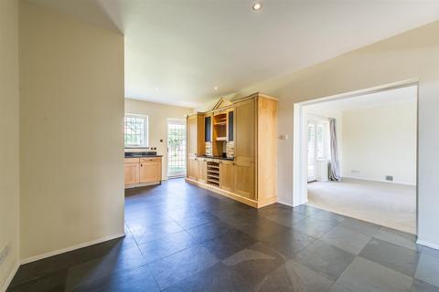 5 bedroom detached house for sale, Hadlow Road, Tonbridge