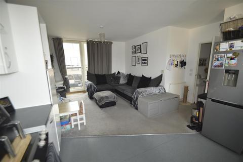 22 Reginald Ellingworth Street, Dagenham, RM9 4BY