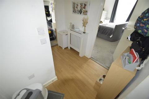 22 Reginald Ellingworth Street, Dagenham, RM9 4BY
