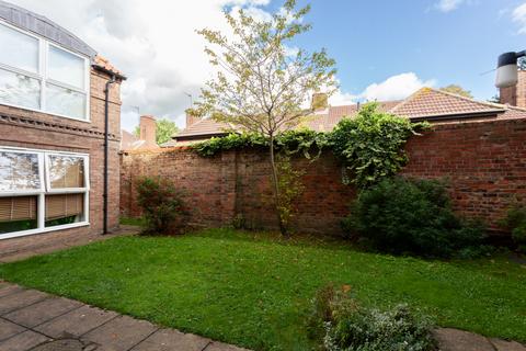 Flat 1, Bootham Place Bootham Row, York, YO30 7DU