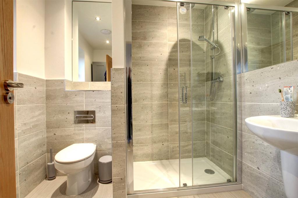 Ensuite