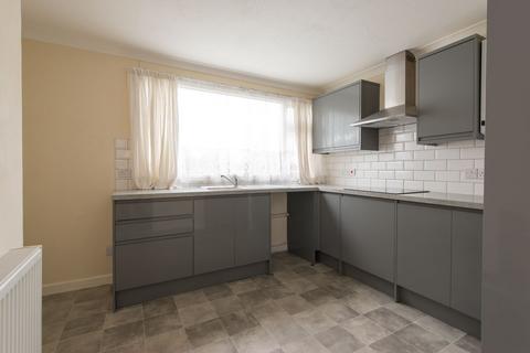 3 bedroom semi-detached house for sale - Windermere Avenue, Ramsgate, CT11