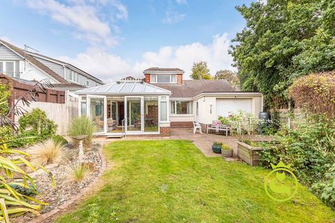 4 bedroom property for sale, Springfield Crescent, Poole BH14